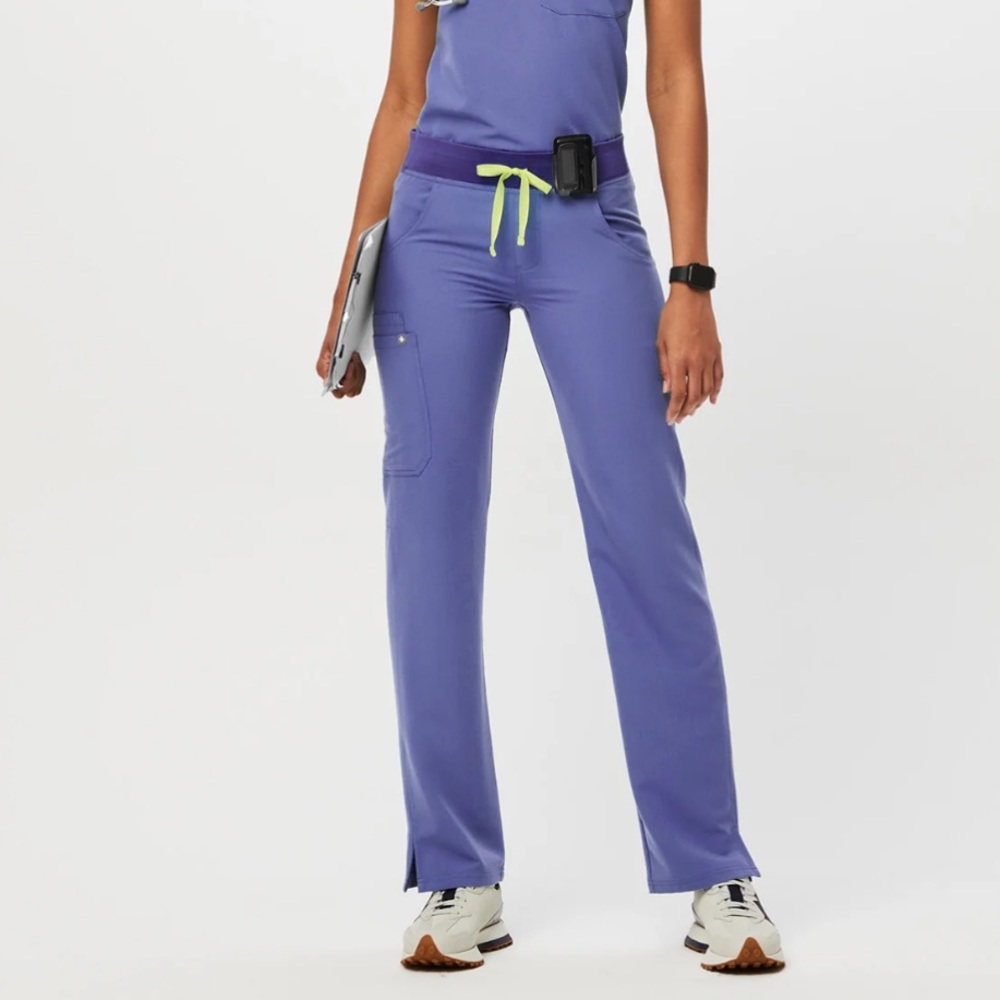 Figs Kade Cargo Scrub Pants